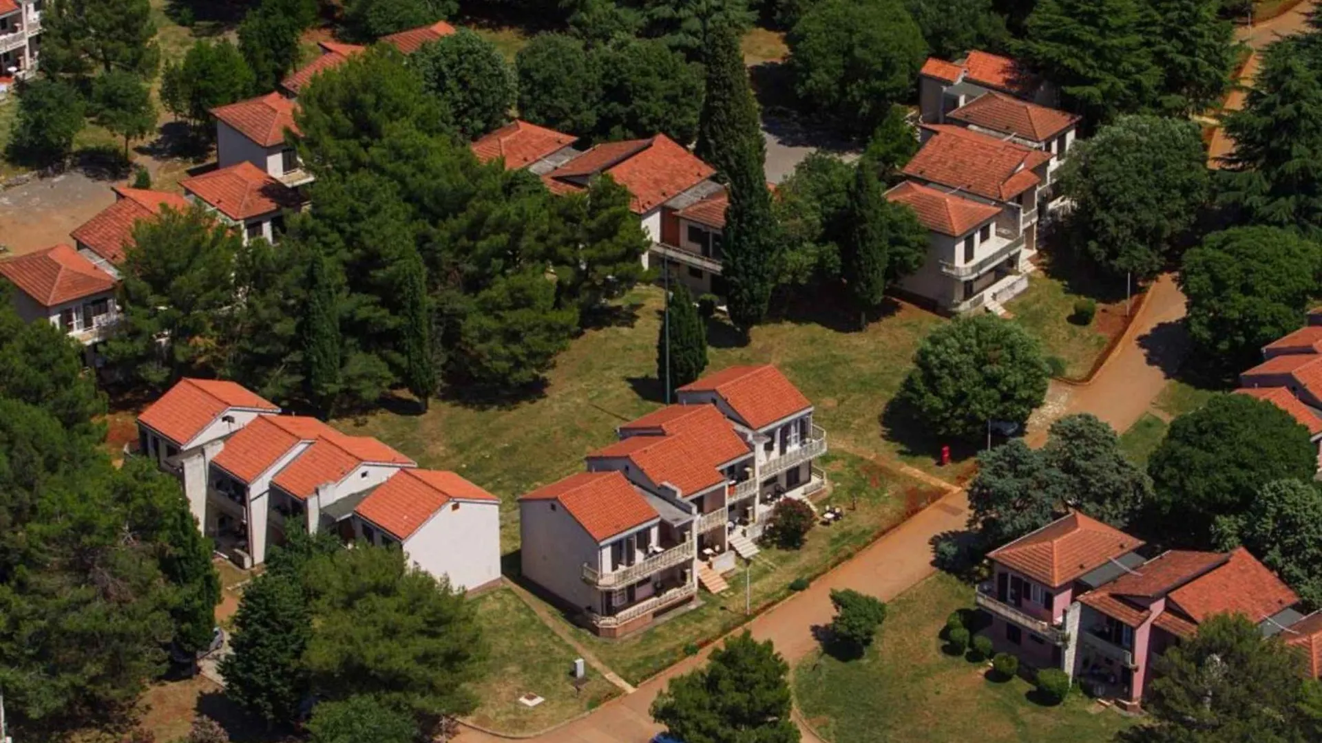 Apartments In Umag - Istrien 11901 contacts